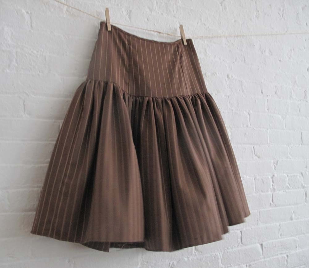 brown skirt