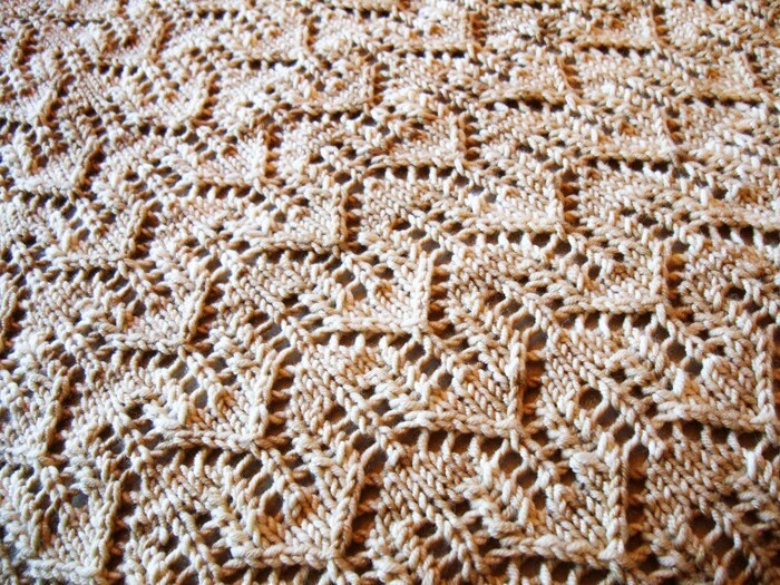 Fearless Dreamer Baby Blanket - Knitting Pattern by Sami Kaplan from fabuknit...