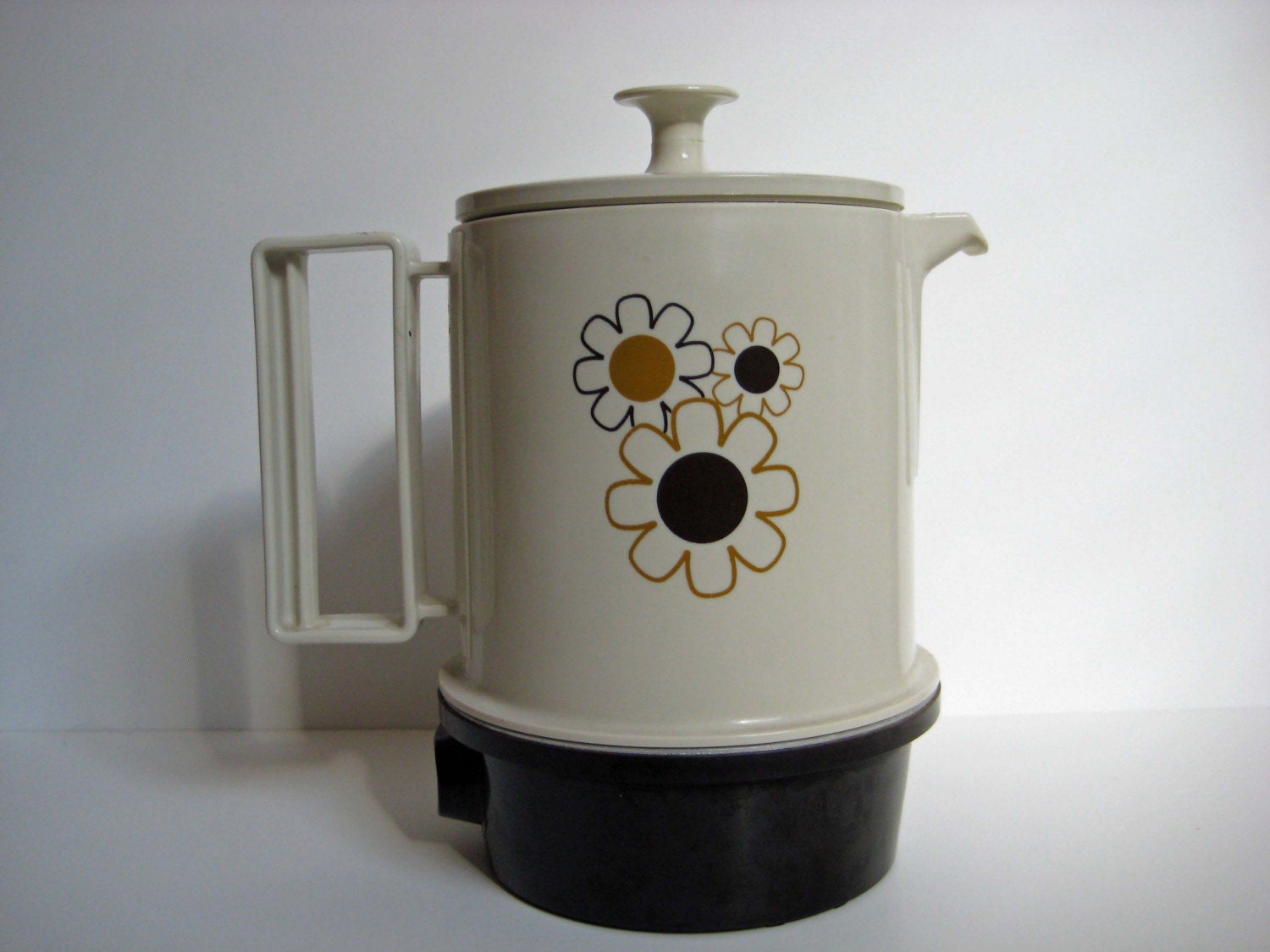 SALE Vintage Electric Teapot