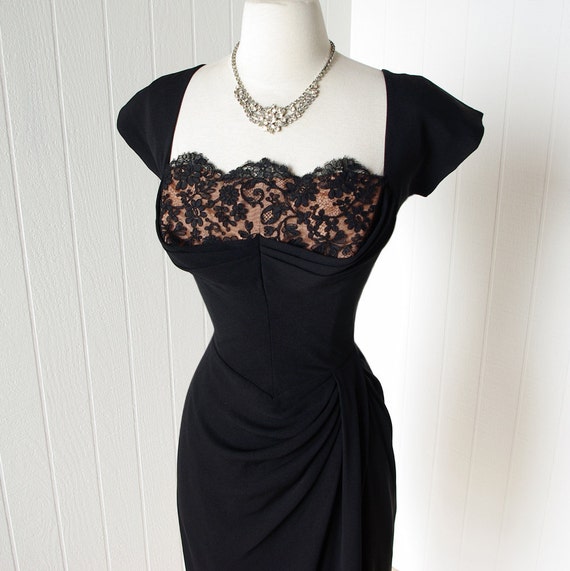 vintage 1950's dress ...iconic bombshell design DOROTHY