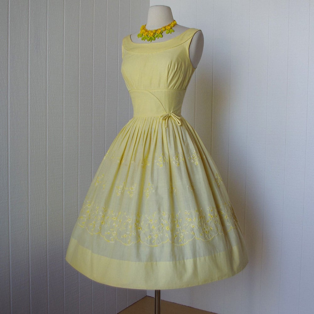 vintage 1950's dress ...pretty designer PAT NICHOLS miami