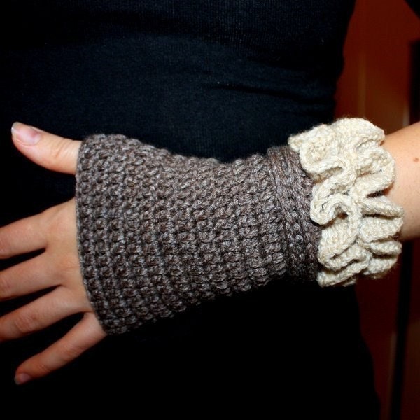 Not-Quite-Knit Arm Warmers (crochet) В« kNew England Knitter