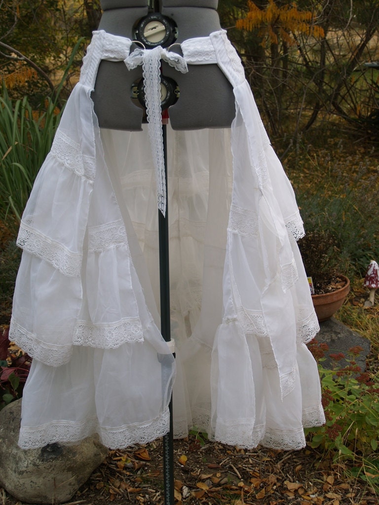 tie diy bustle on Victorian White Skirt Wrap Bustle Steampunk