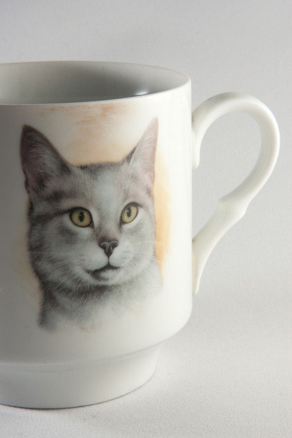 Retro Gray Tabby Cat Coffee Mug