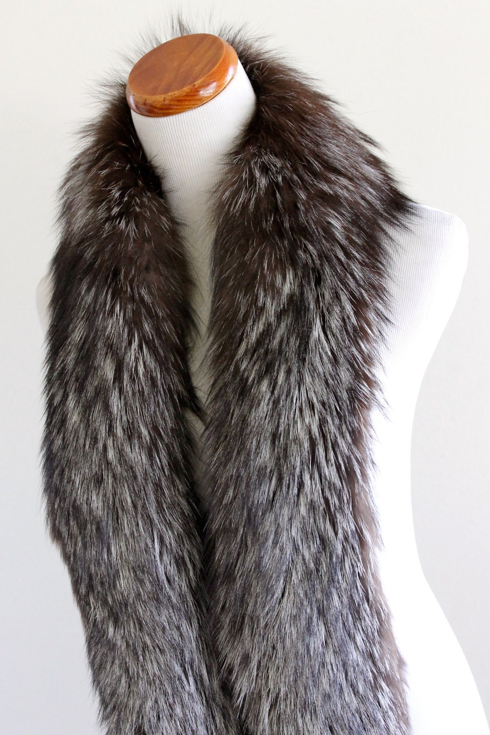 GenUine FoX FuR Boa ScaRf StoLe wRap WhiTe Tip with bLack
