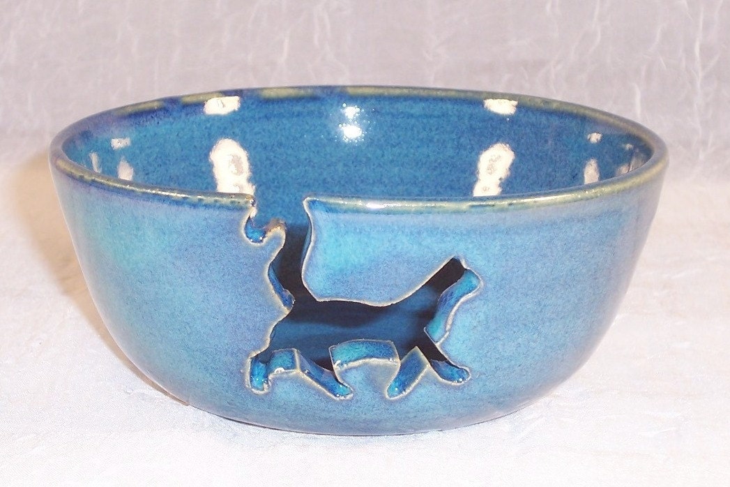 Cornflower Blue Ceramic Cat Yarn Bowl Knitting Handmade Wheel