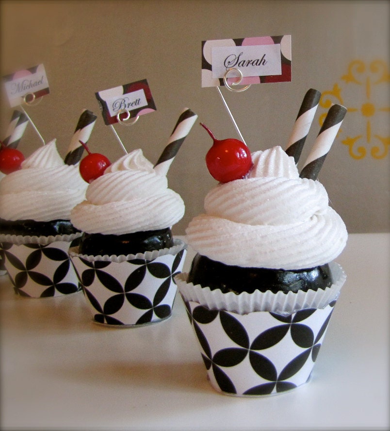 Fake Cupcake Name/ Place Card Holder/ Photo Holder One 1