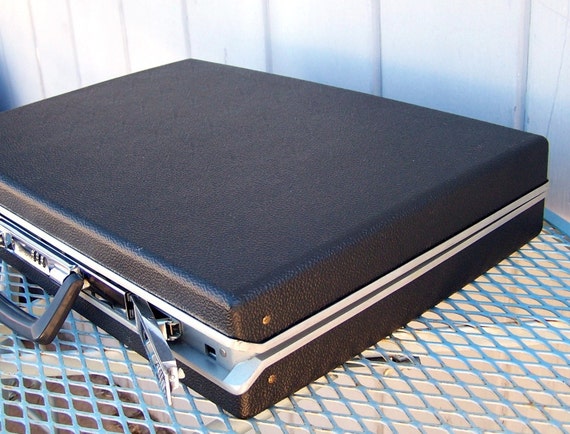 slim hard shell briefcase