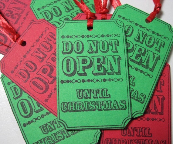 don-t-open-until-christmas-tags