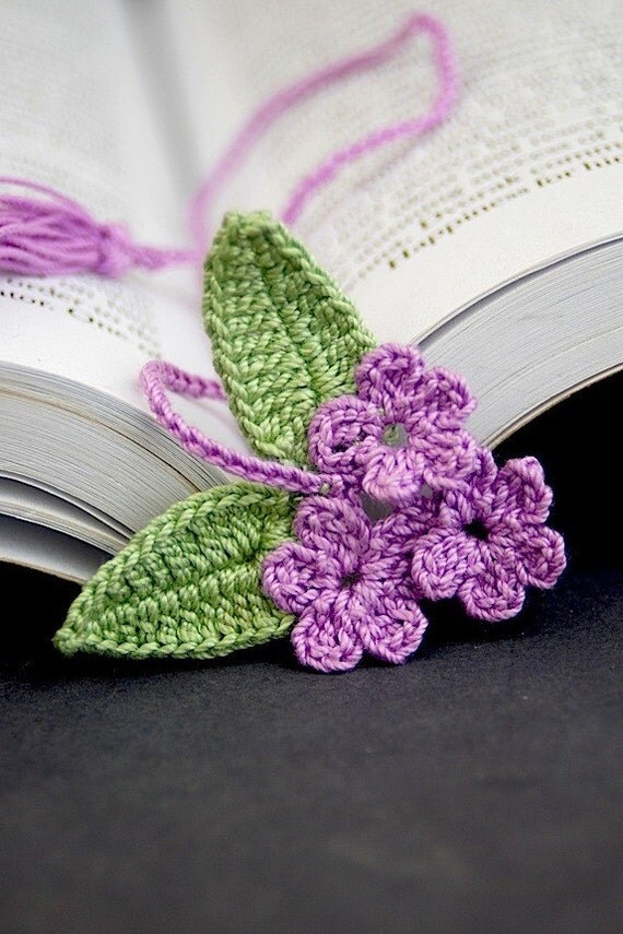 Piriuuo Crochet Flower Bookmarks 4-Pack - Handmade Knitted Book Markers Colorful Reading Accessories