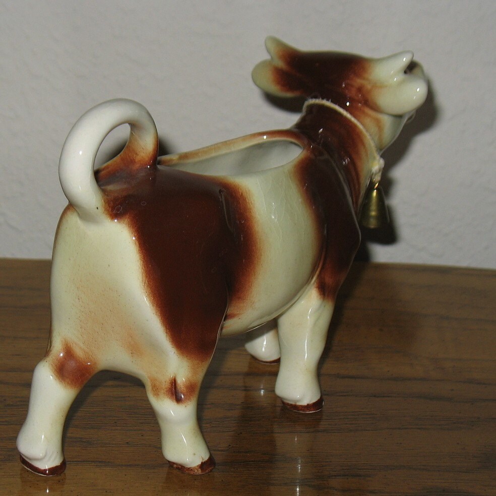 goebel cow figurine