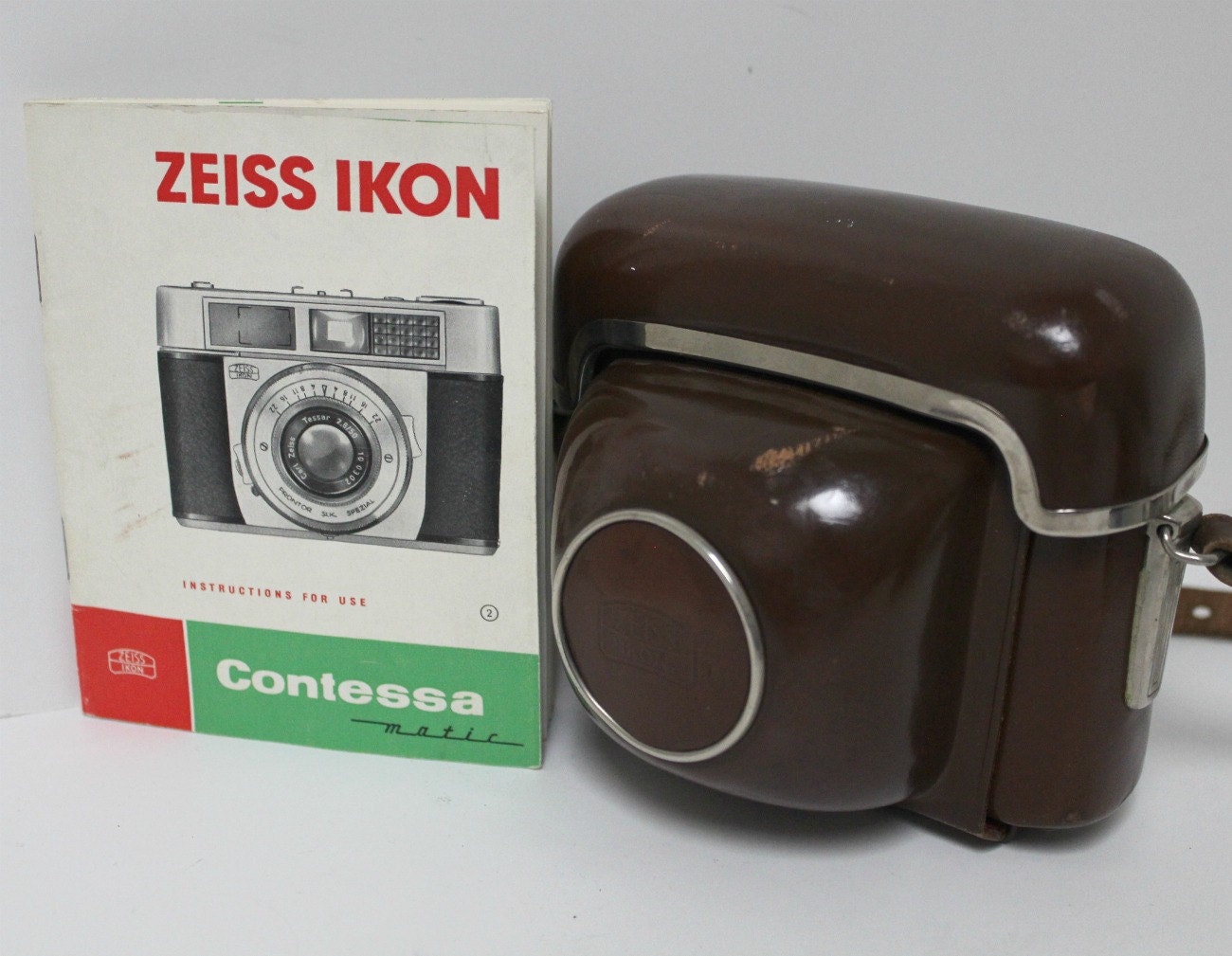 Vintage Zeiss Ikon Contessa Matic Camera with Case and Manual