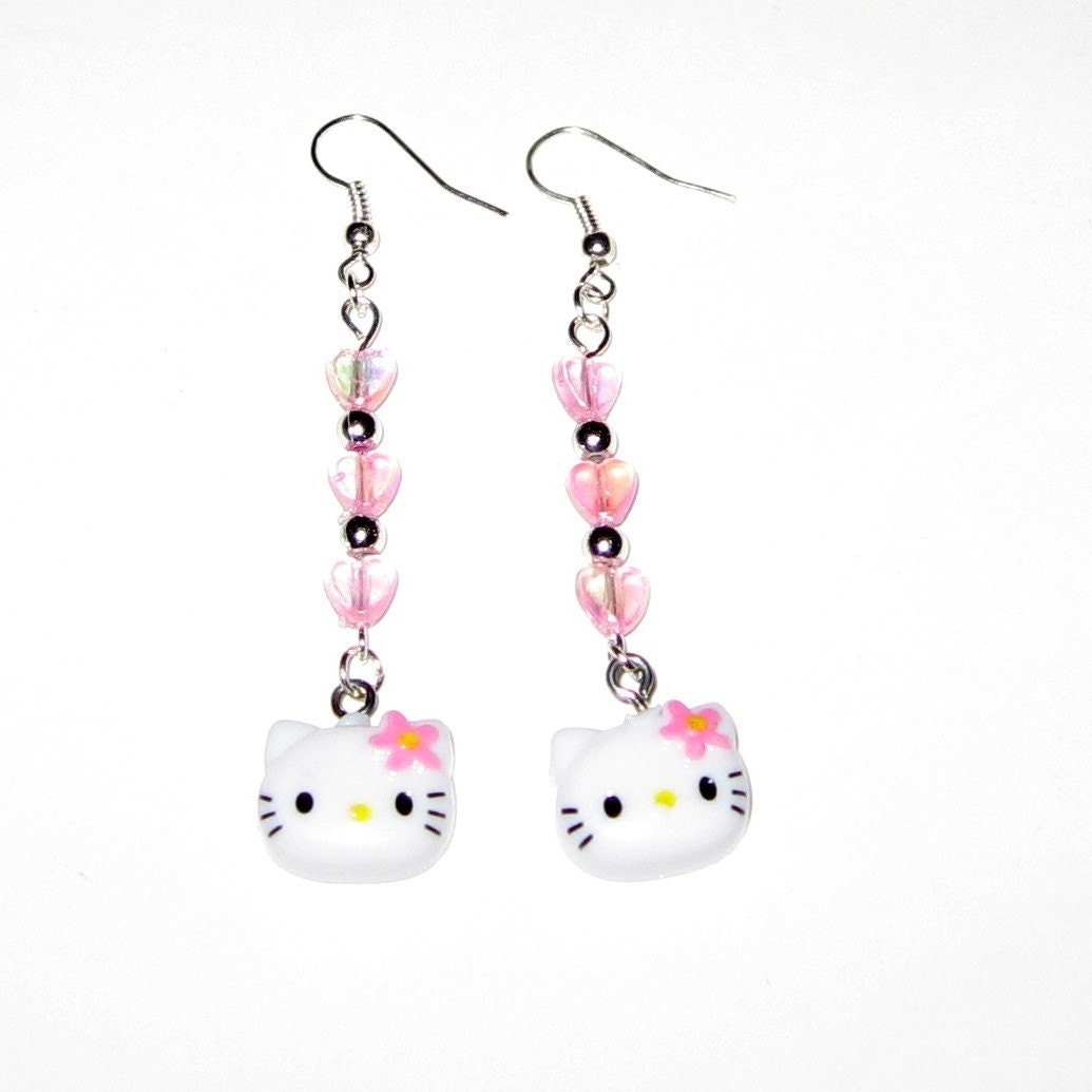 Hello Kitty Pink Heart dangle earrings