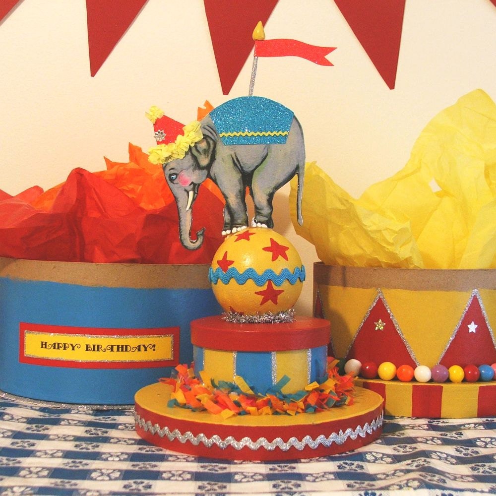 Huge Elephant/Circus Box/Centerpiece