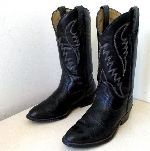 Vintage Vegan Friendly Cowboy Boots size 8 by honeyblossomstudio