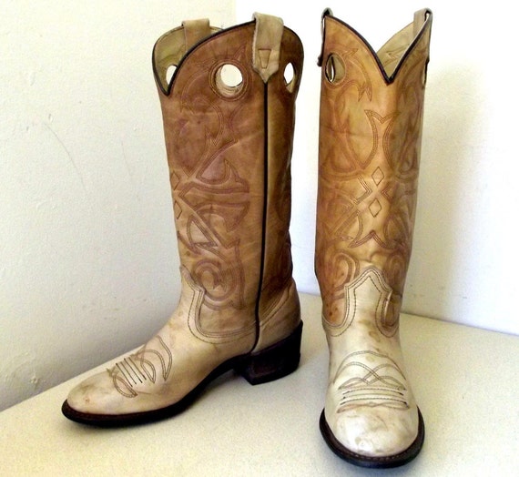 Vintage Texas brand Distressed Cowboy Boots in a Cowgirl size