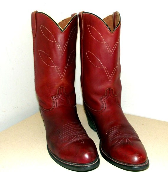 Vintage Acme brand Cowboy Boots by honeyblossomstudio on Etsy