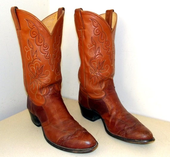 Vintage Justin brand Cowboy boots with snakeskin foot size 9 D