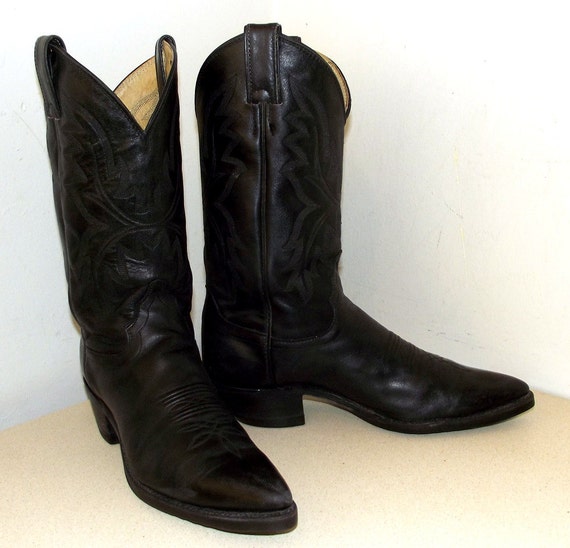 Rockin Black on Black Justin Cowboy Boots by honeyblossomstudio