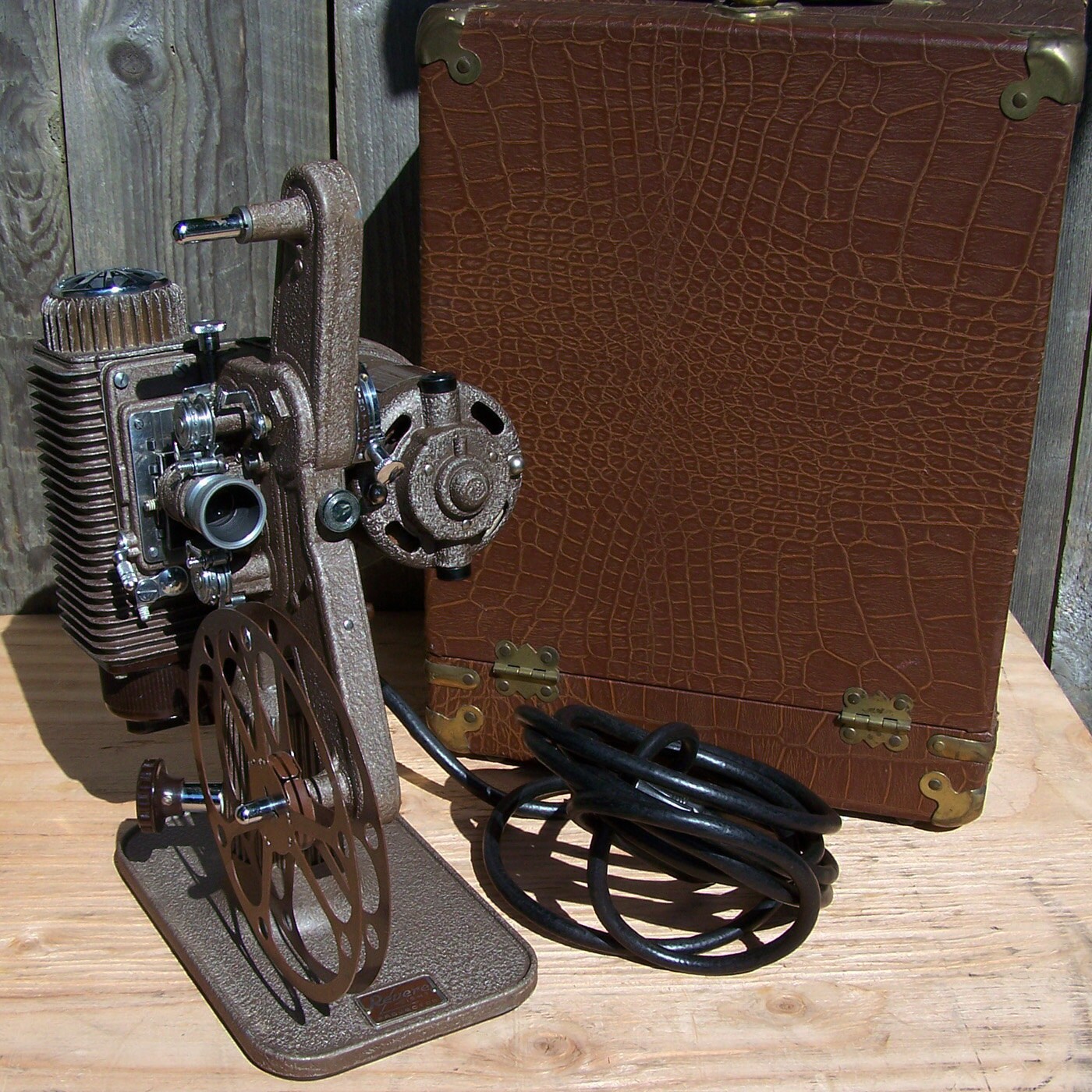 Vintage Revere Model 85 Early 8mm Projector WORKING