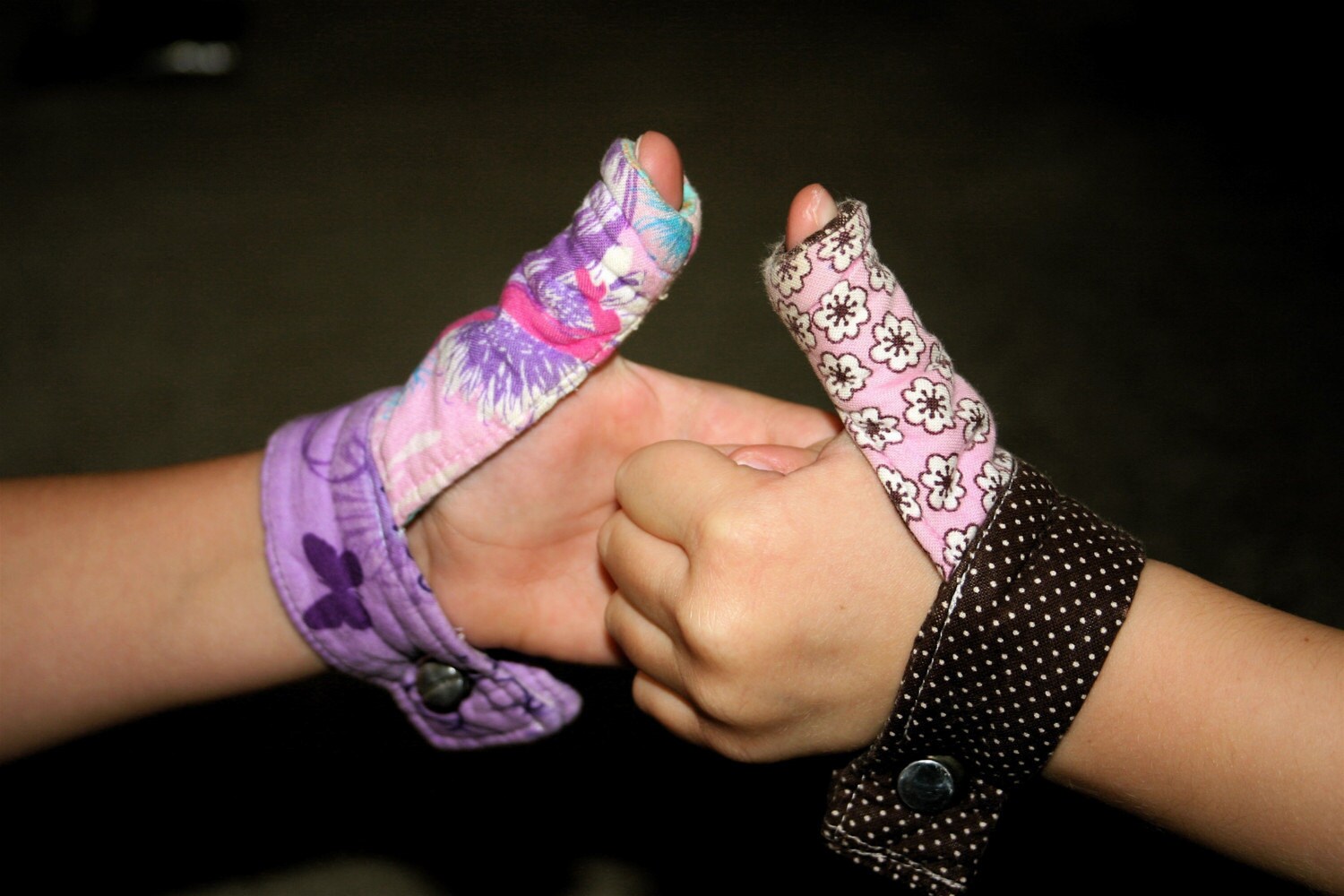 ME Thumb Guard Thumb Cover Ends thumbsucking habits Small