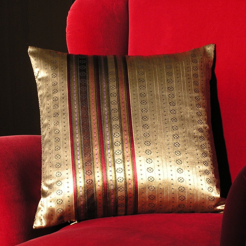Handmade Decorative Pillow Cover Royal Stripes by stdesign