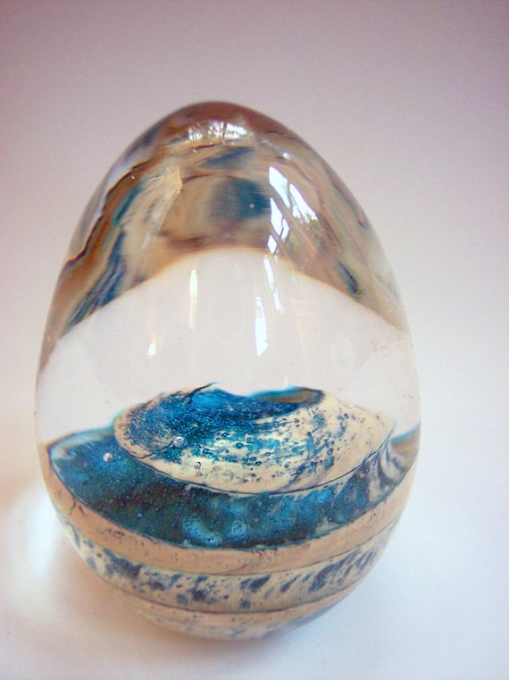 Hand Blown Art Glass Paperweight EGG by Bill by rikerartglass