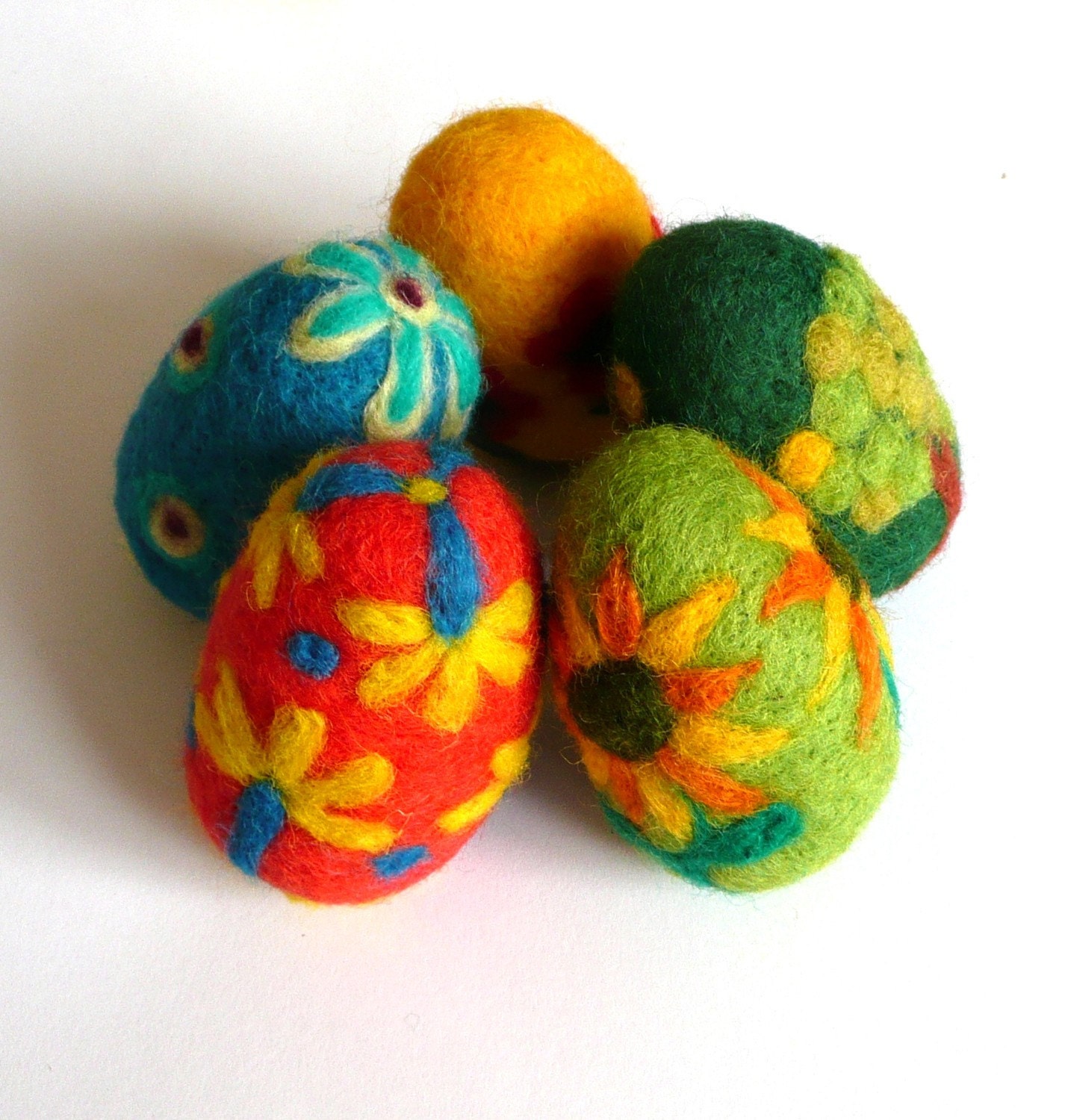 EASTER SPECIAL 5 felted Easter eggs