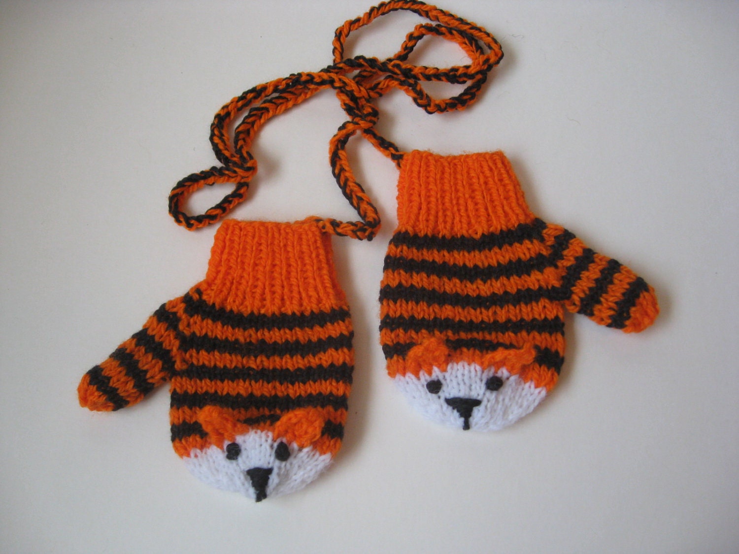 Child Tiger Mittens on a string/cord Size 1