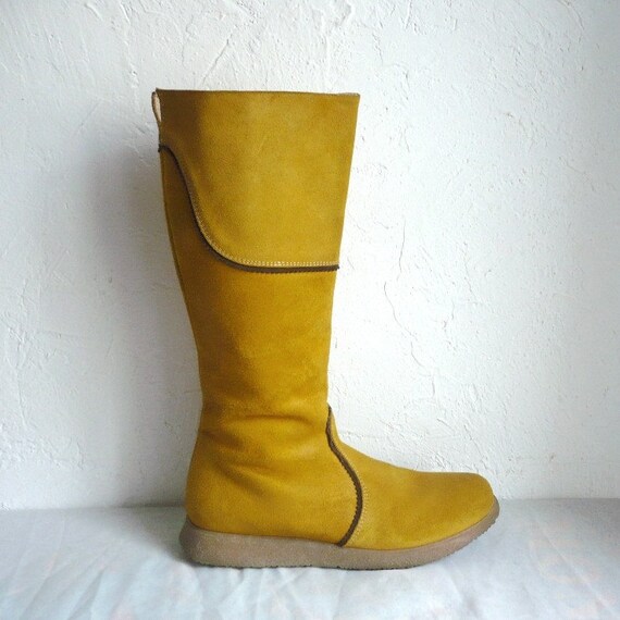 Vintage Mustard Suede Boots