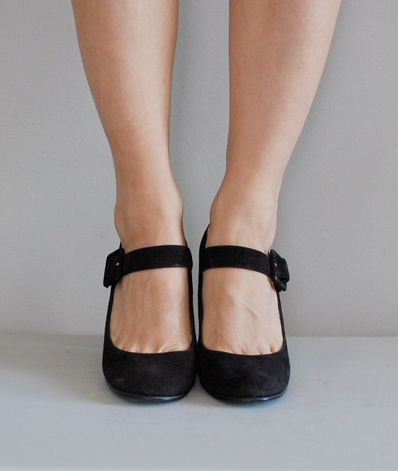 mary janes / black mary janes / round toe suede heels