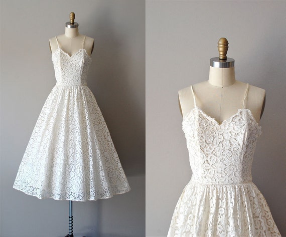 50s lace wedding dress / 1950s wedding dress / Calla Lace