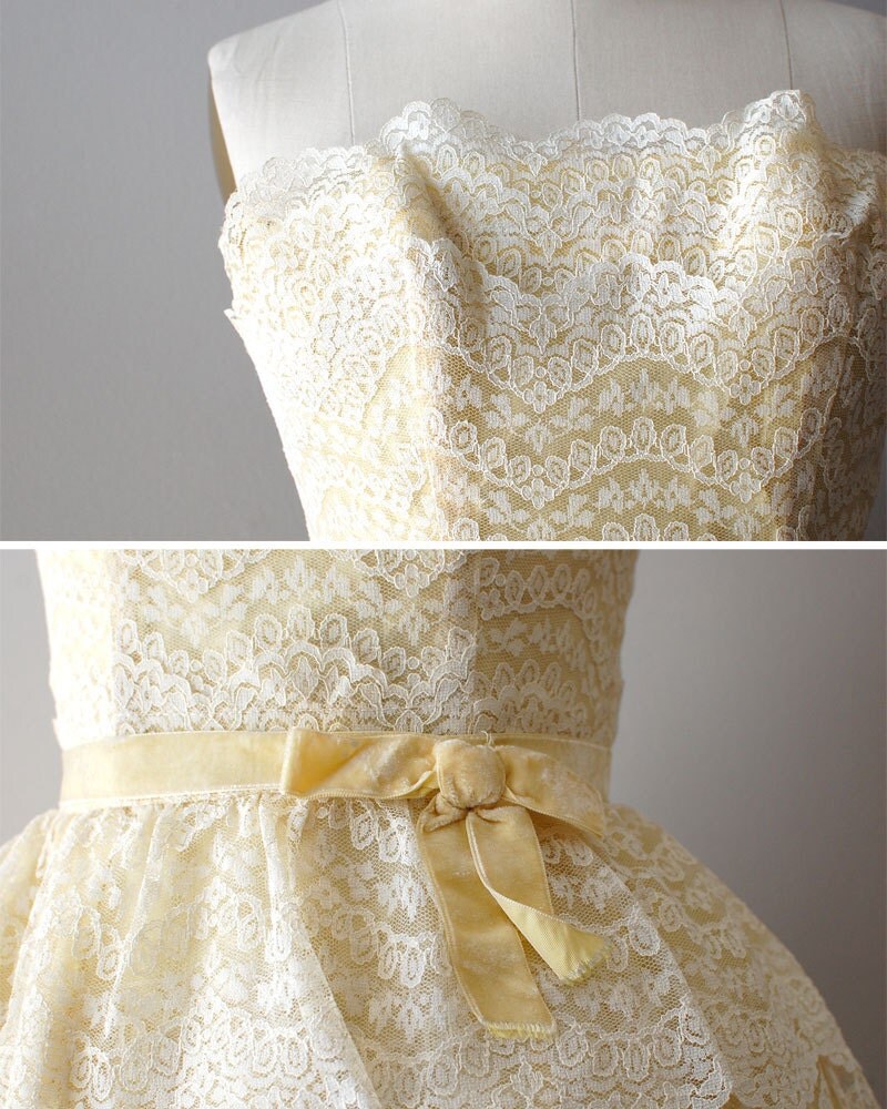 1950s dress / 50s dress / Cornsilk Lace dress