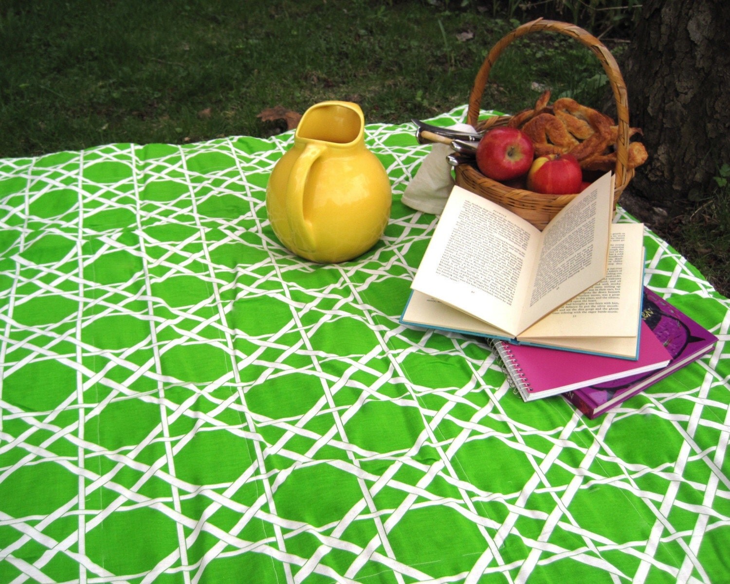 upcycled vintage picnic blanket / eco friendly in green garden