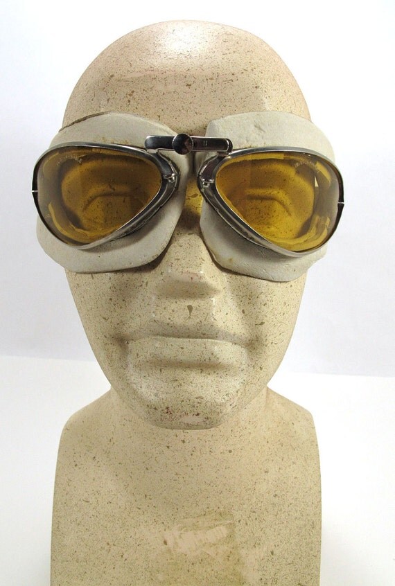 Authentic WWII French made German Luftwaffe Pilot Goggles