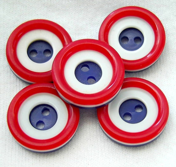 Vintage Plastic Buttons Set of 5 Patriotic Red White & Blue