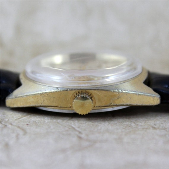 Vintage Caravelle SetOMatic 17 Jewel Wrist Watch Automatic