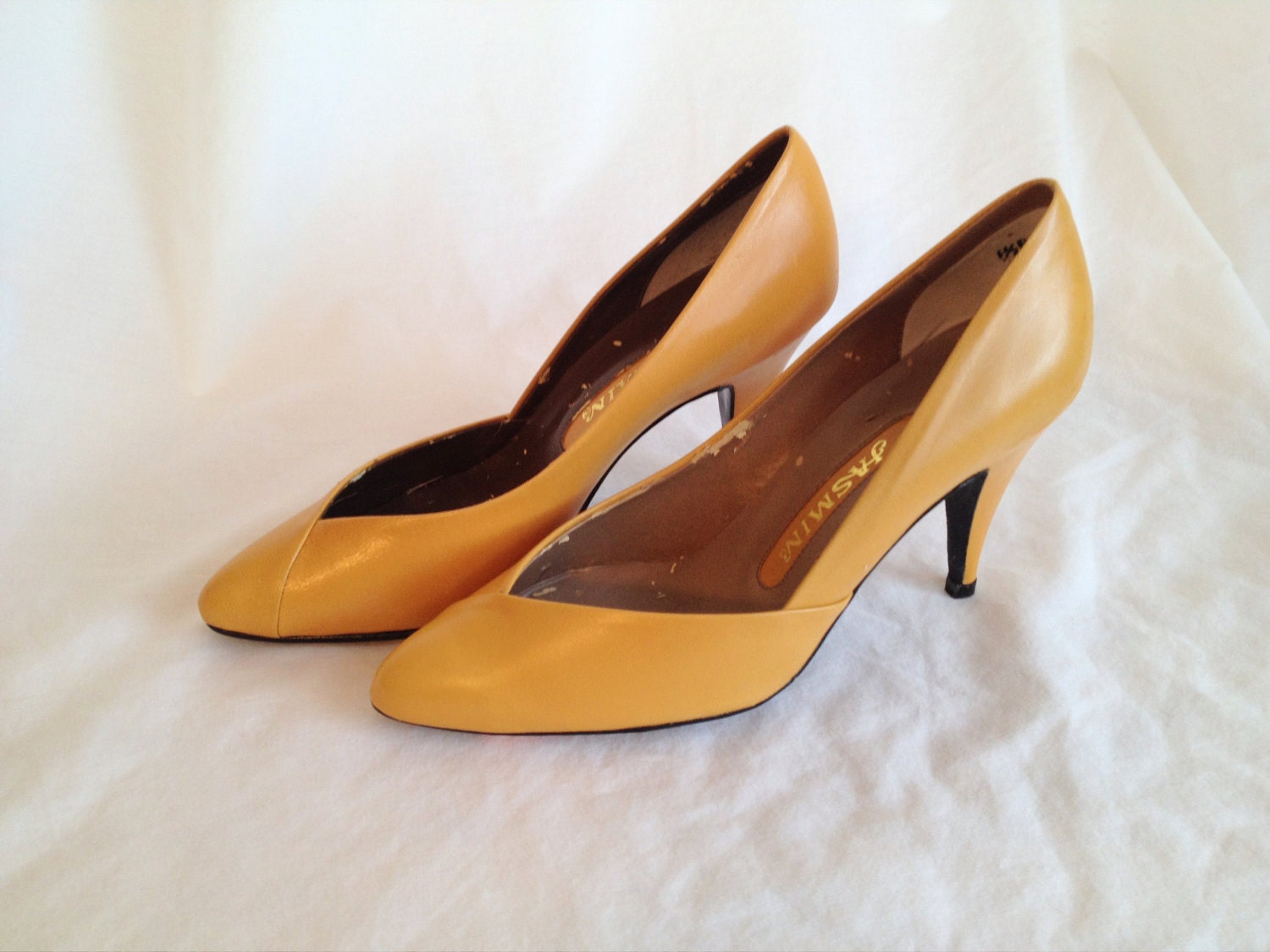 Vintage Yellow Stiletto Heels. Mustard Yellow. Fall. Vintage
