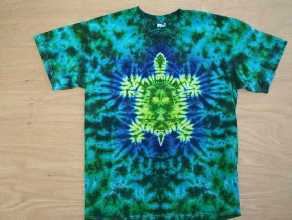 Turtle Tie Dye Size Medium