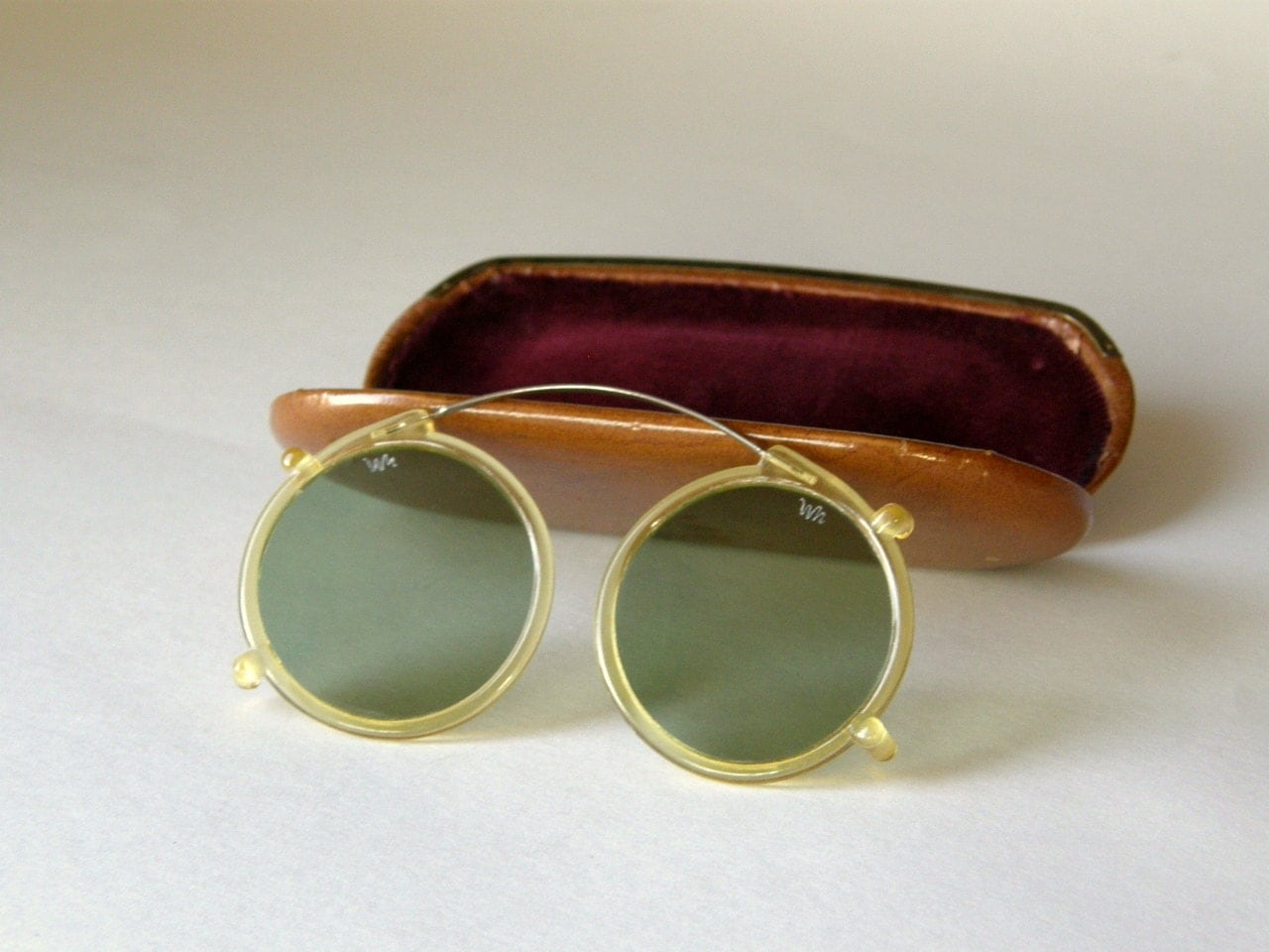 Mens 1930s Round Clip On Sunglasses Engraved Wm 