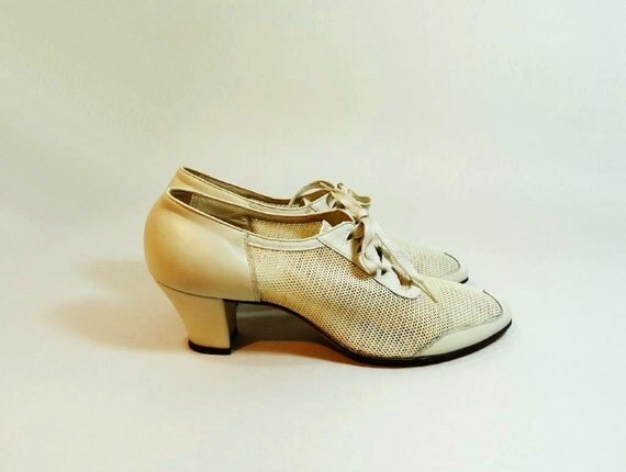 Vintage 30s Shoes 1930s NOS Off White Summer by StarletVintage