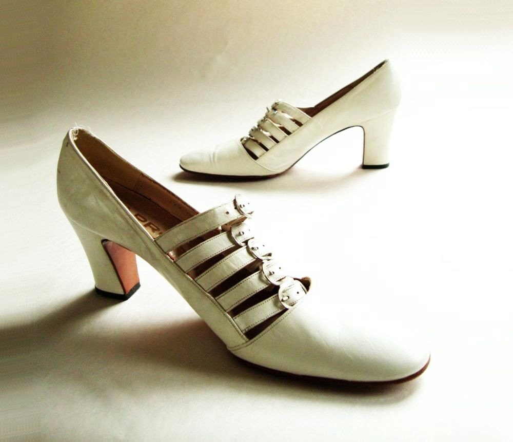 1960s Vintage Shoes / 60s Vintage Buckled White by StarletVintage