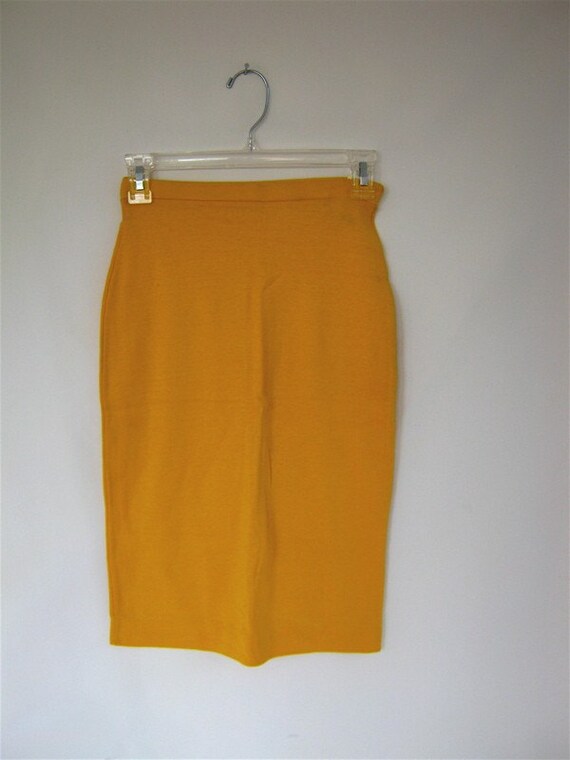 vintage 1960s tight yellow pencil skirt