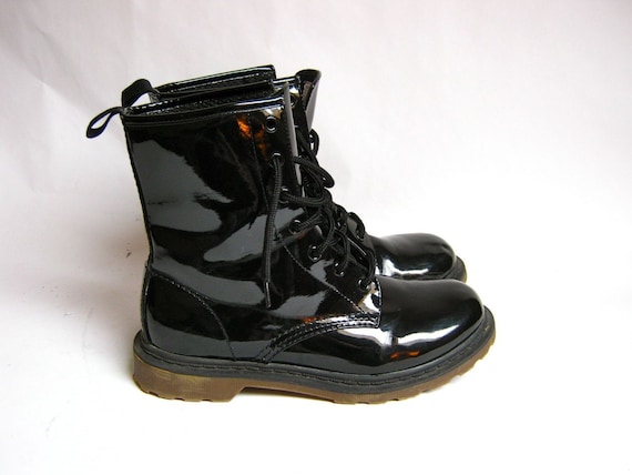 Shiny Black Vinyl Patent Combat Boots 8.5 by dirtybirdiesvintage