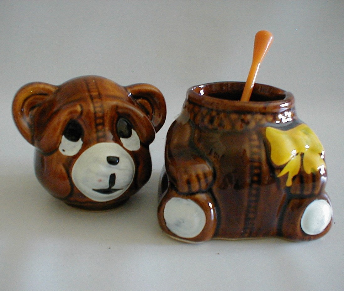 Vintage HONEY BEAR Honey Pot Honey Jar