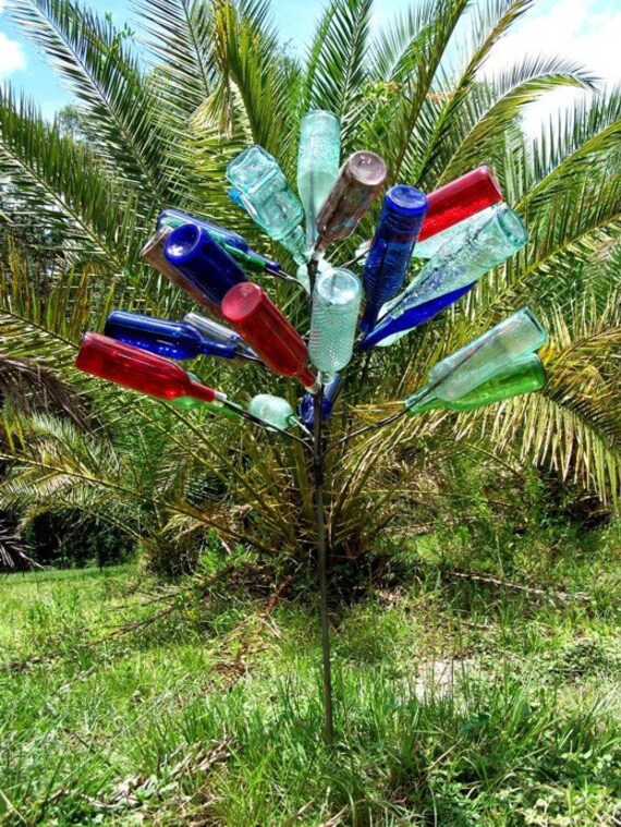 Big 28 BOTTLE TREE Garden Art Lawn Wine Decor Stake USA