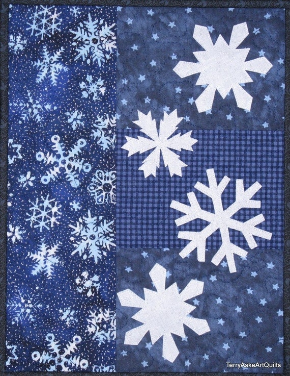 Snowflake Quilt quilt wall hanging winter snowflakes in blue and white Snowflake Quilt quilt wall hanging winter snowflakes in blue and white