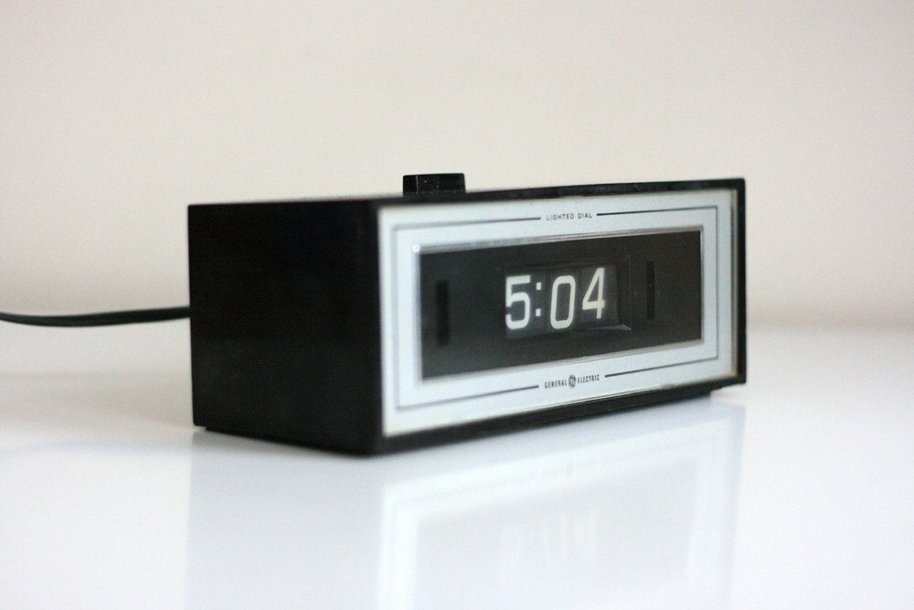 Alarm Clock Vintage GE Flip Number Clock