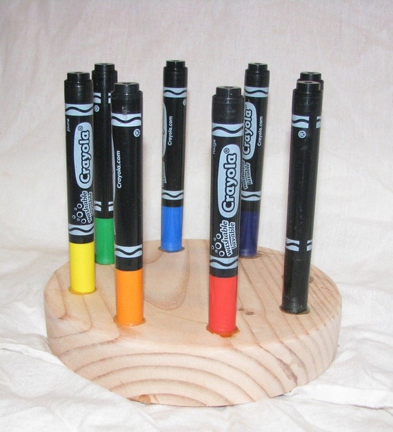 Round Crayola Marker Holder for 8 markers