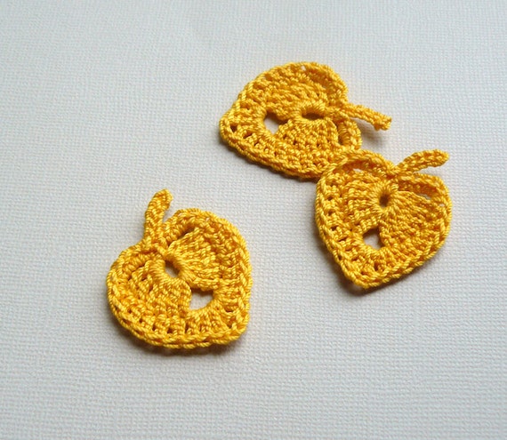 birch crochet pattern leaf by Crochet Appliques Aspen Leaf Gold CaitlinSainio Leaves